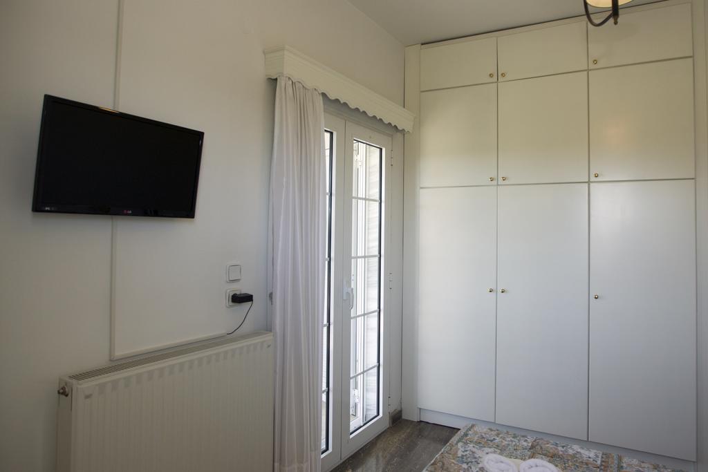 Villa Blue Apartments Агия Триас Екстериор снимка